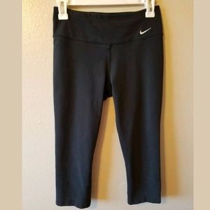 Nike cropped leggings